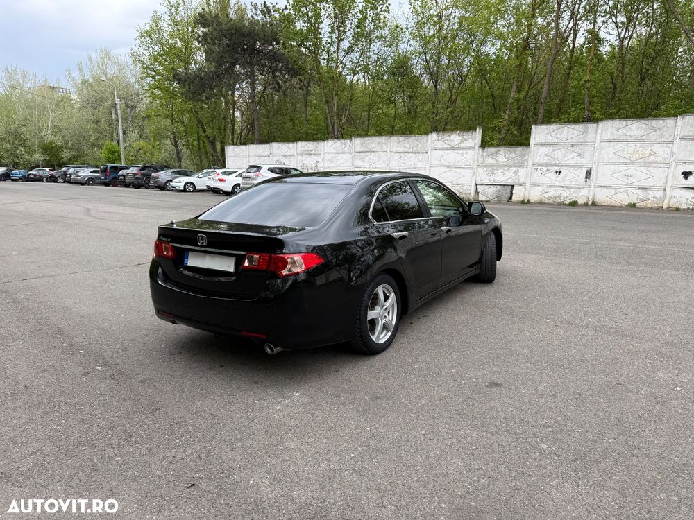 Honda Accord 2.0i MT Executive Navi - 4