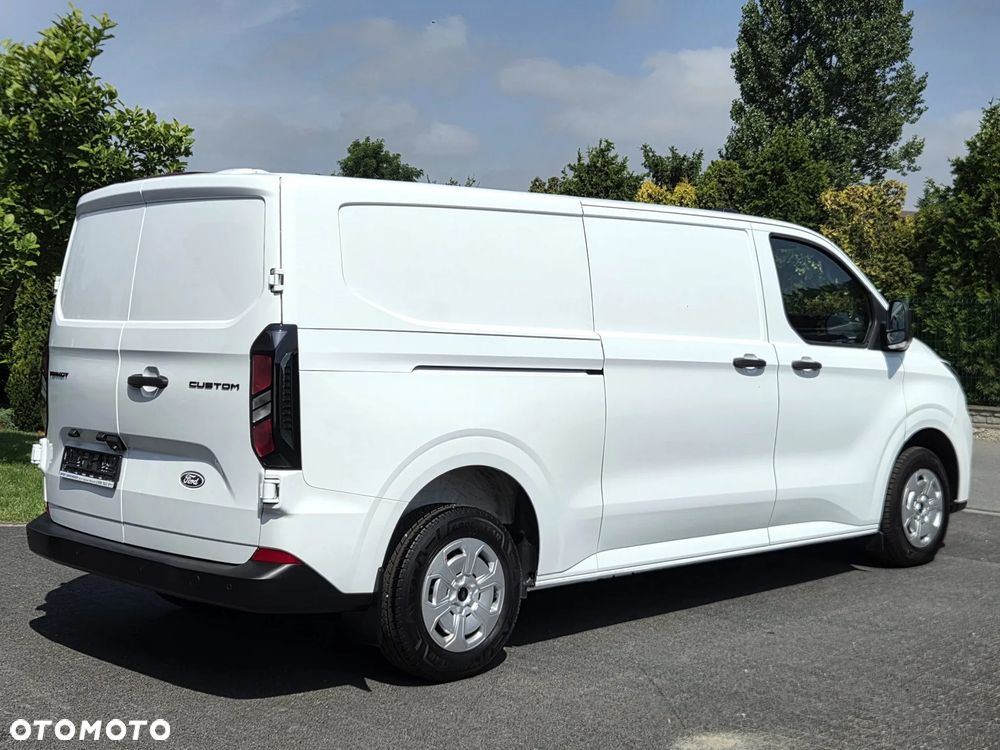 Ford TRANSIT CUSTOM - 6