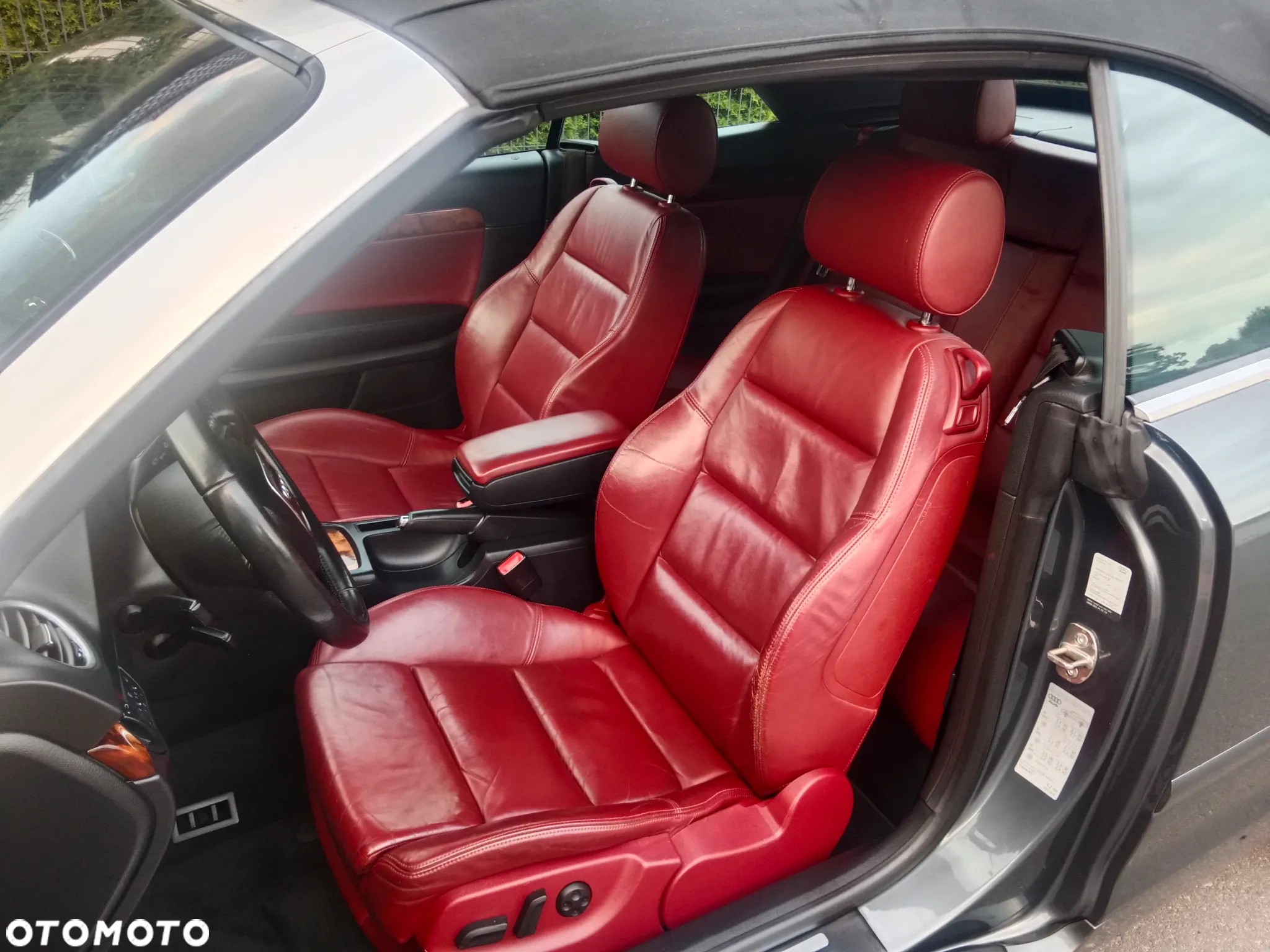 Audi A4 Cabrio 2.0 TDI DPF Multitronic - 21