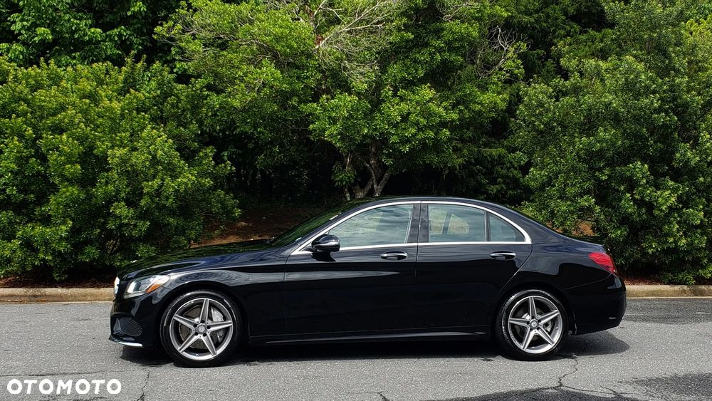 Mercedes-Benz Klasa C 300 7G-TRONIC AMG Line - 8