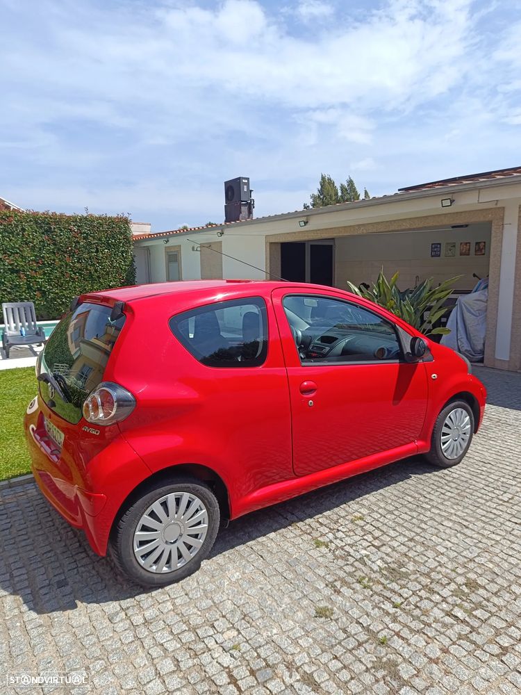 Toyota Aygo Standard - 5