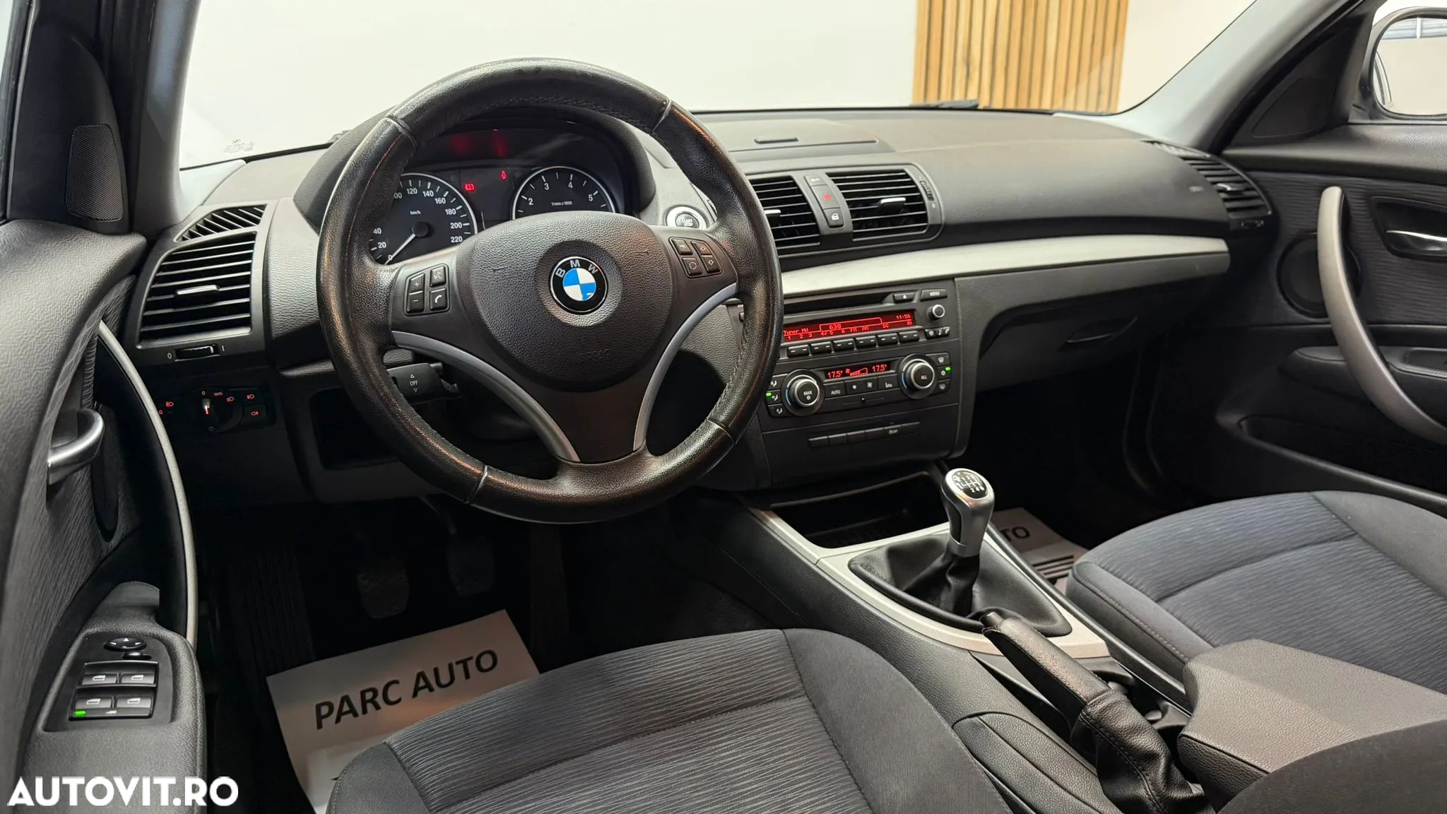 BMW Seria 1 - 17