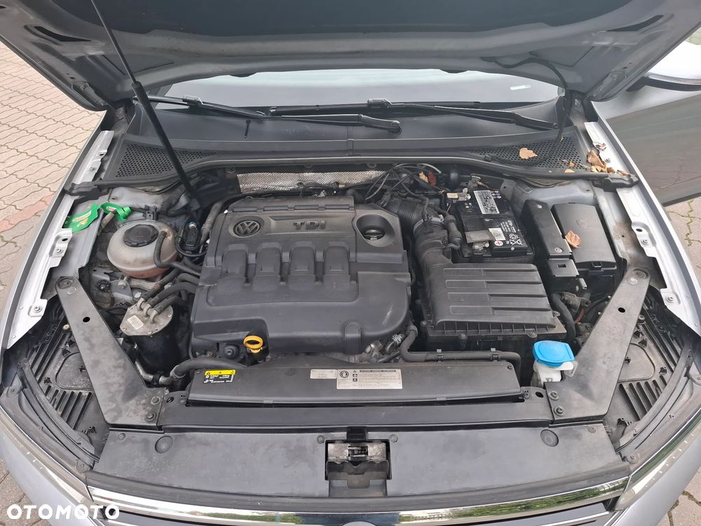 Volkswagen Passat ver-2-0-tdi-bmt-city - 11