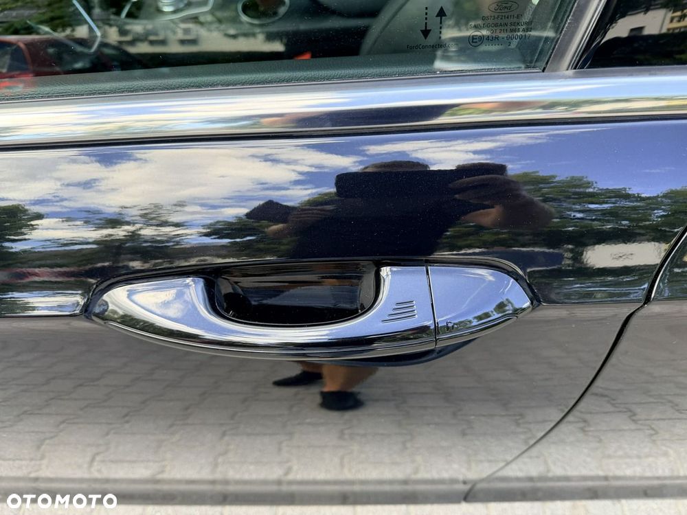 Ford Mondeo - 12