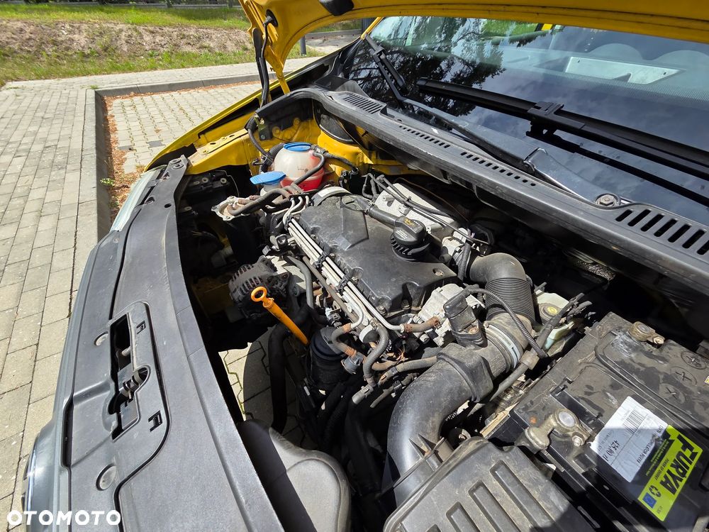Volkswagen Caddy - 23