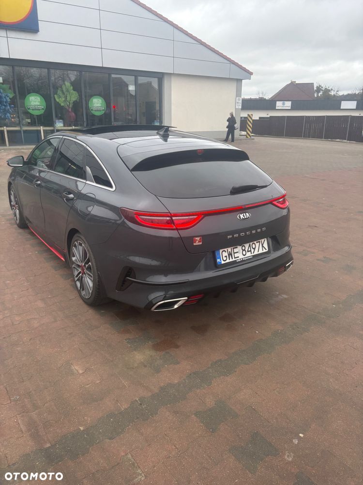 Kia ProCeed - 5