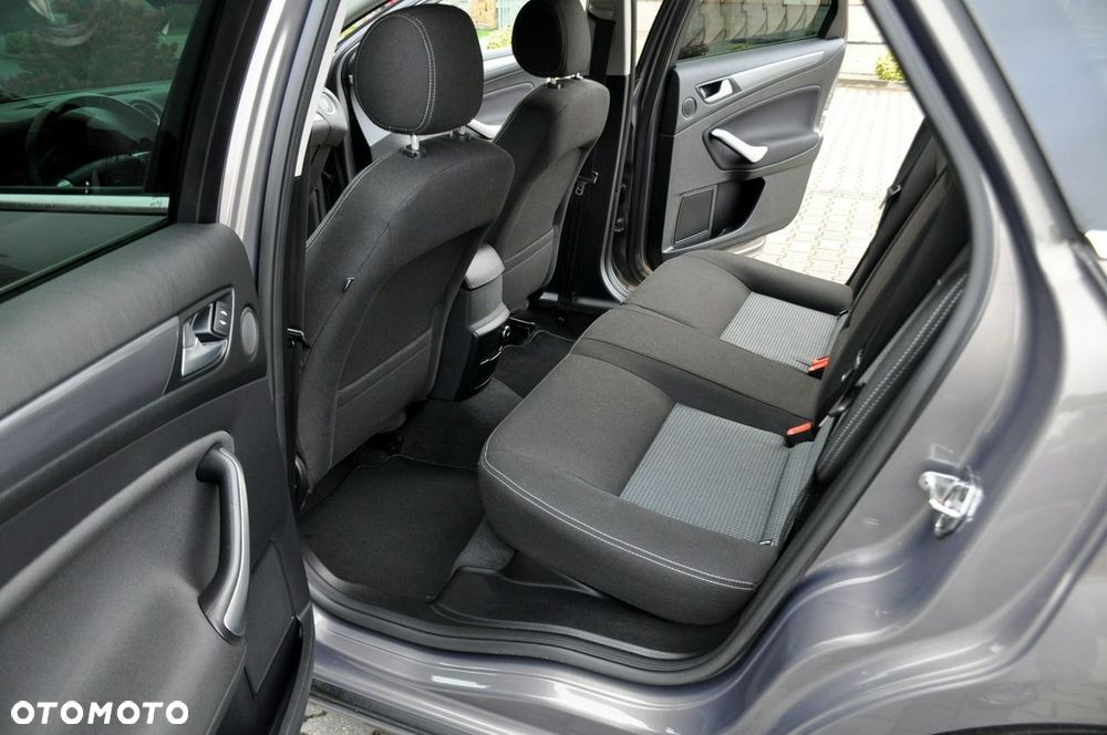 Ford Mondeo - 20