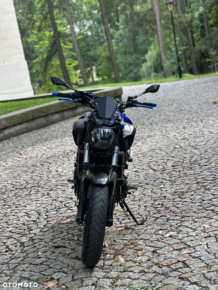 Yamaha MT - 4