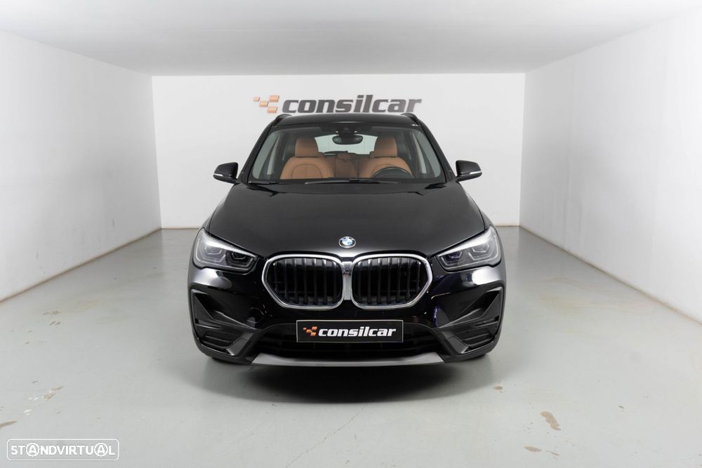 BMW X1 25 e xDrive Corporate Edition - 2