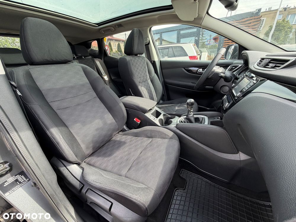 Nissan Qashqai 1.6 DIG-T N-Connecta - 37