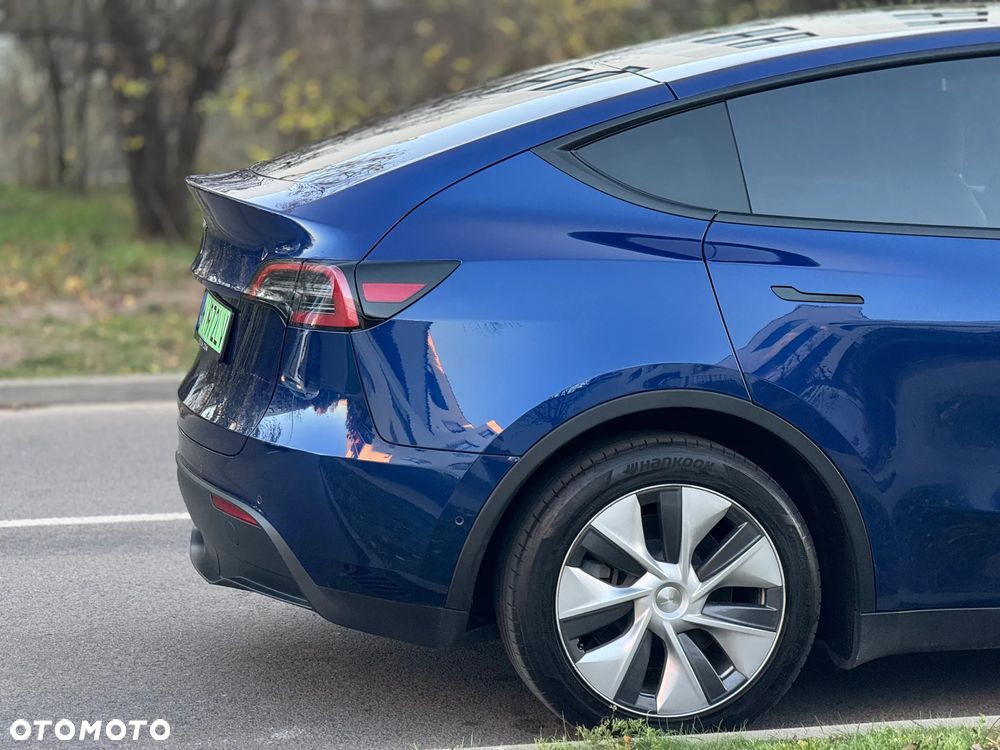 Tesla Y Model Long Range Dual Motor AWD - 25