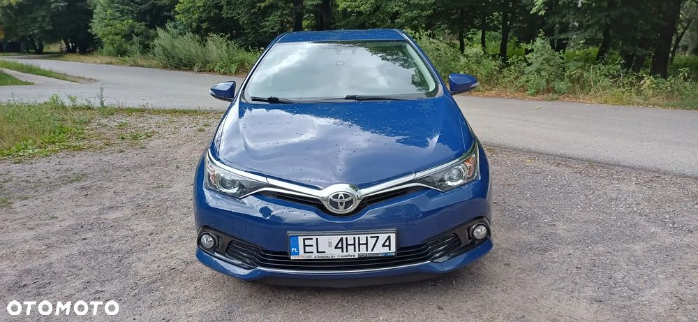 Toyota Auris 1.6 Premium - 1