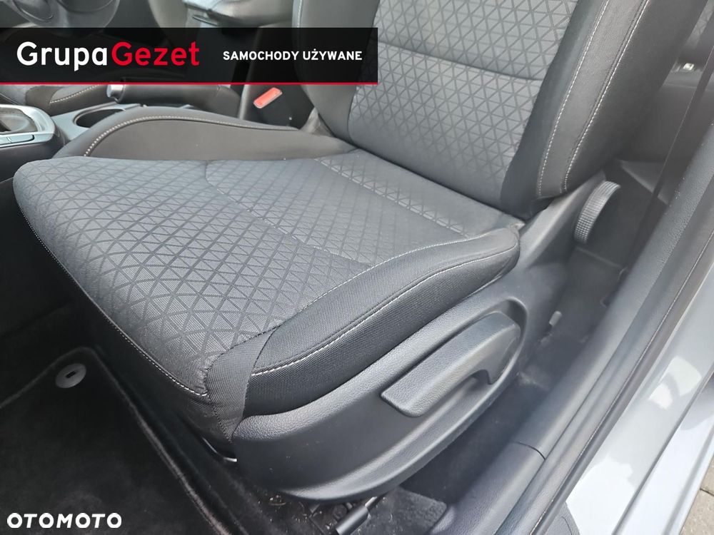 Kia Ceed 1.4 T-GDI M DCT - 12