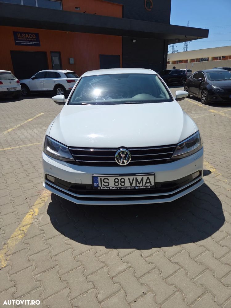 Volkswagen Jetta 2.0 TDI Comfortline - 3