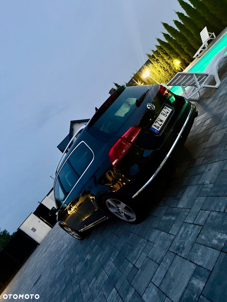 Volkswagen Passat 2.0 TDI DPF DSG Sportline - 5