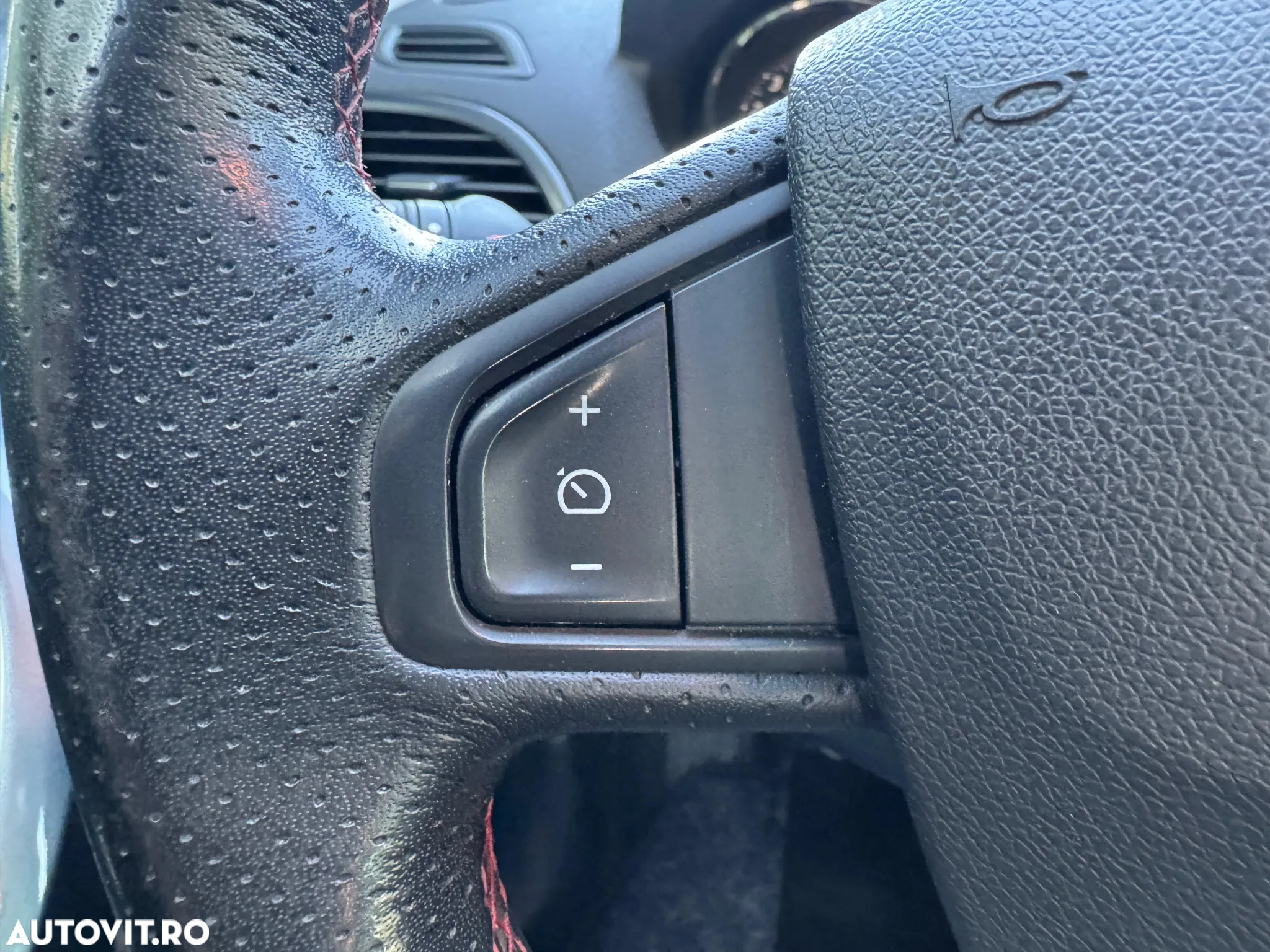 Renault Megane ENERGY dCi 110 GT LINE - 22