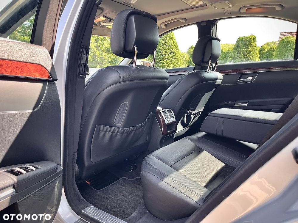 Mercedes-Benz Klasa S 350 CDI 4Matic DPF 7G-TRONIC BlueEFFICIENCY - 32