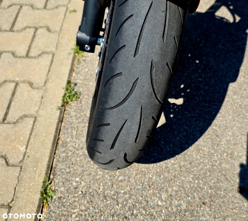 Yamaha MT - 17