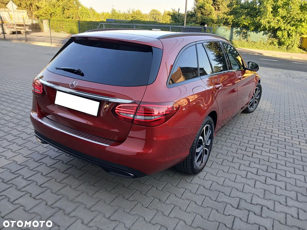Mercedes-Benz Klasa C 220 d 4MATIC 9G-TRONIC - 33