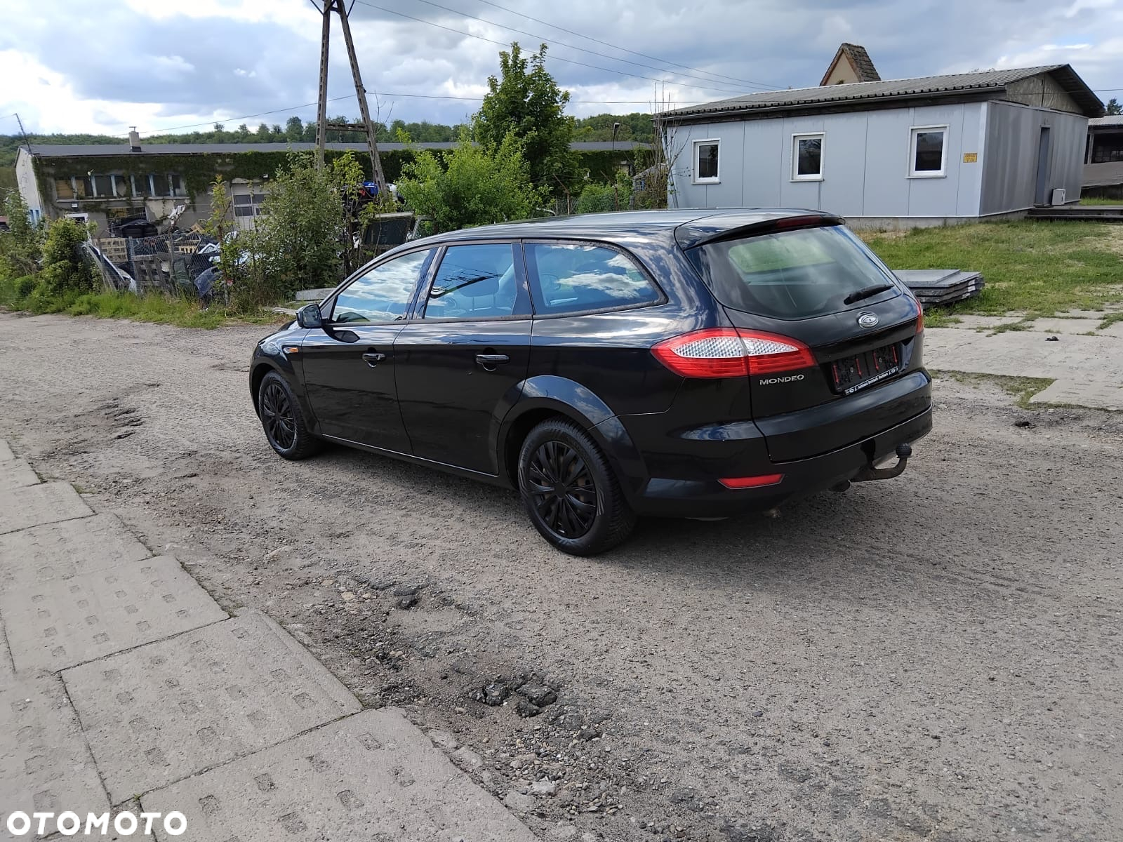 Ford Mondeo 2.0 TDCi Ambiente - 3