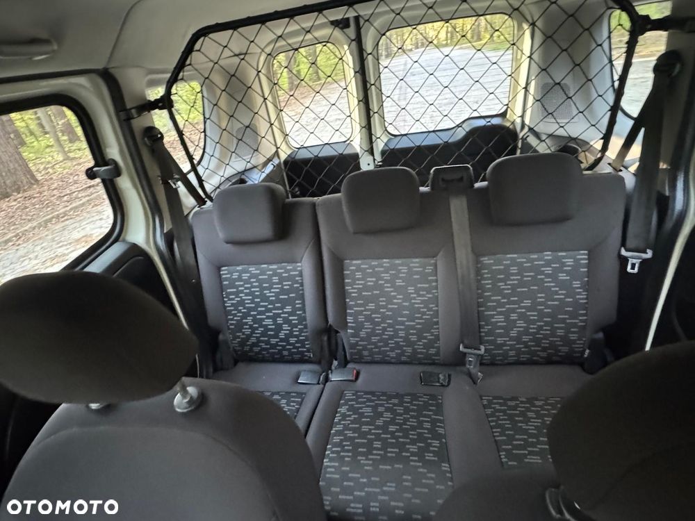 Opel Combo 1.6 CDTI Enjoy - 30