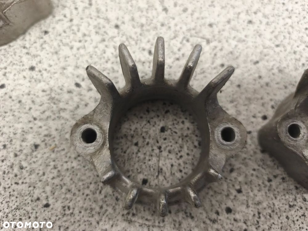 Mocowanie kolektora, flansze, uchwyty Honda CB 750 CB 900 CB 1000 CB750 CB900 CB1000 - 4