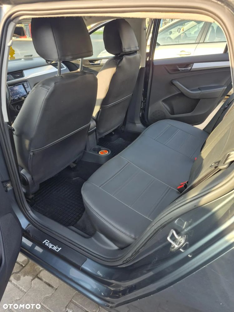 Skoda RAPID - 16