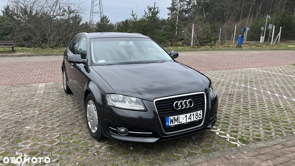 Audi A3 Sportback - 1