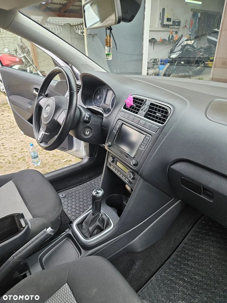 Volkswagen Polo - 18