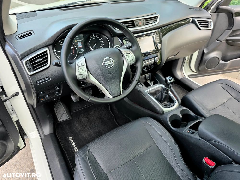 Nissan Qashqai 1.6 DCI ALL-MODE 4x4i TEKNA+ - 6