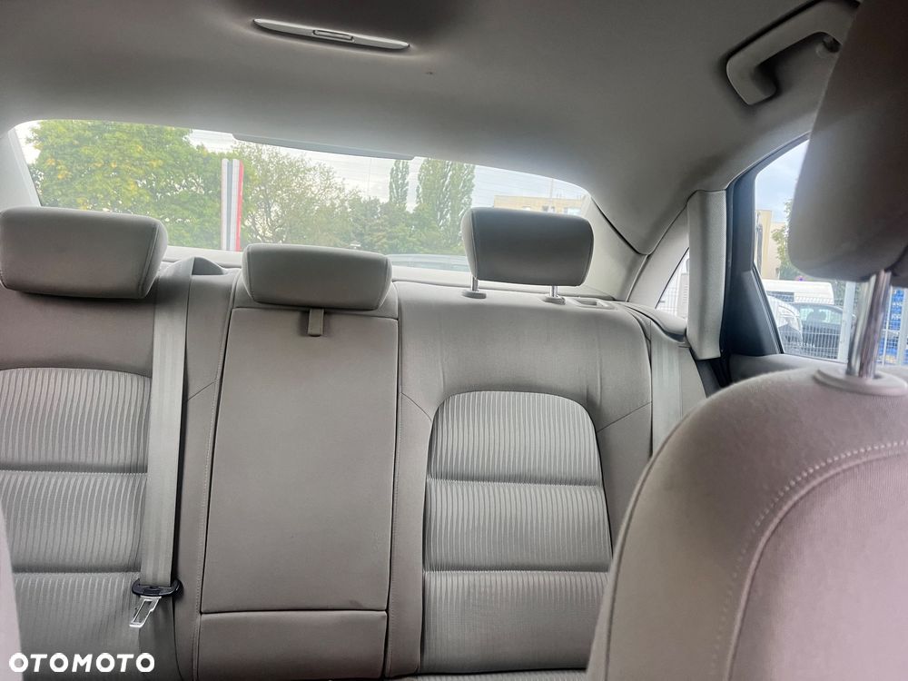 Audi A4 Limousine - 5