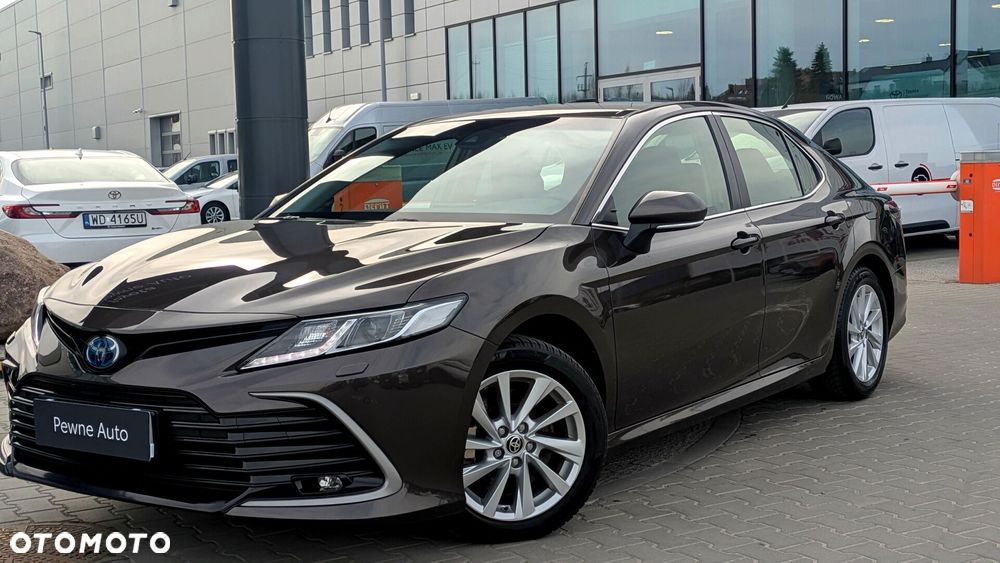Toyota Camry 2.5 Hybrid Comfort CVT - 2