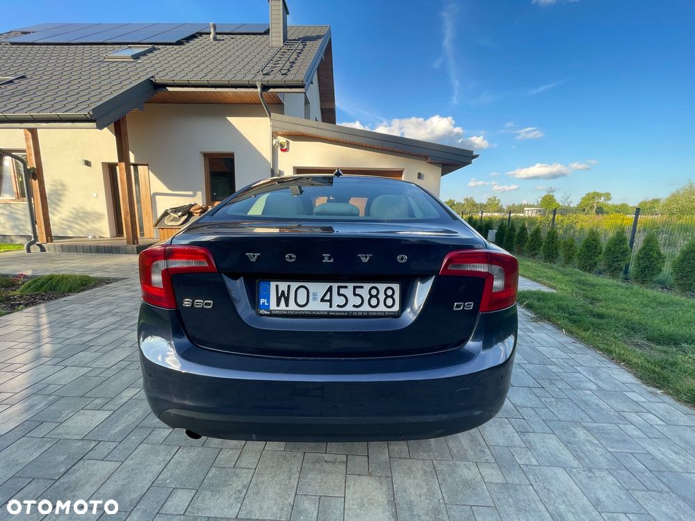 Volvo S60 D3 Kinetic - 4