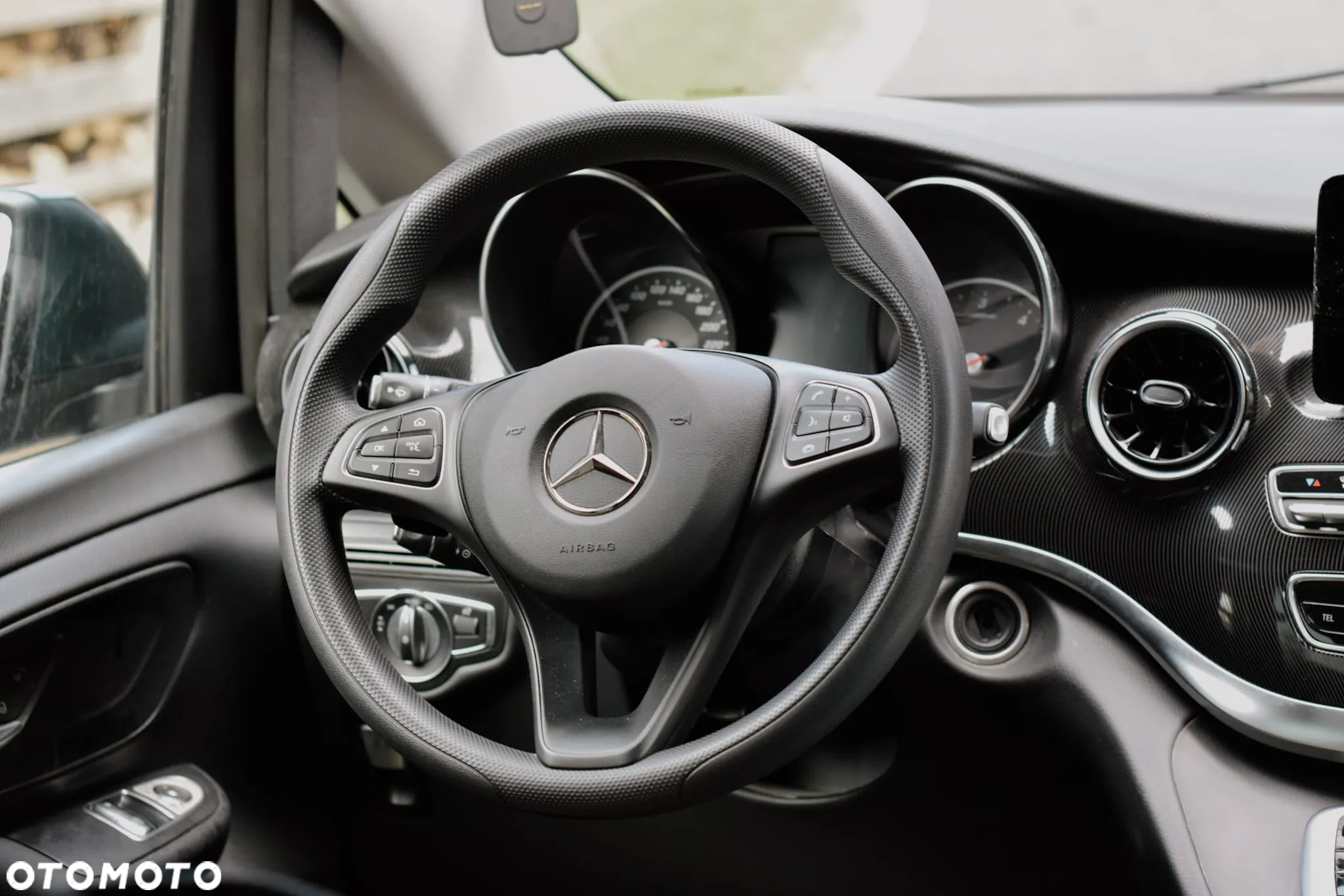 Mercedes-Benz Klasa V 220 d 9G-Tronic (d³ugi) - 27