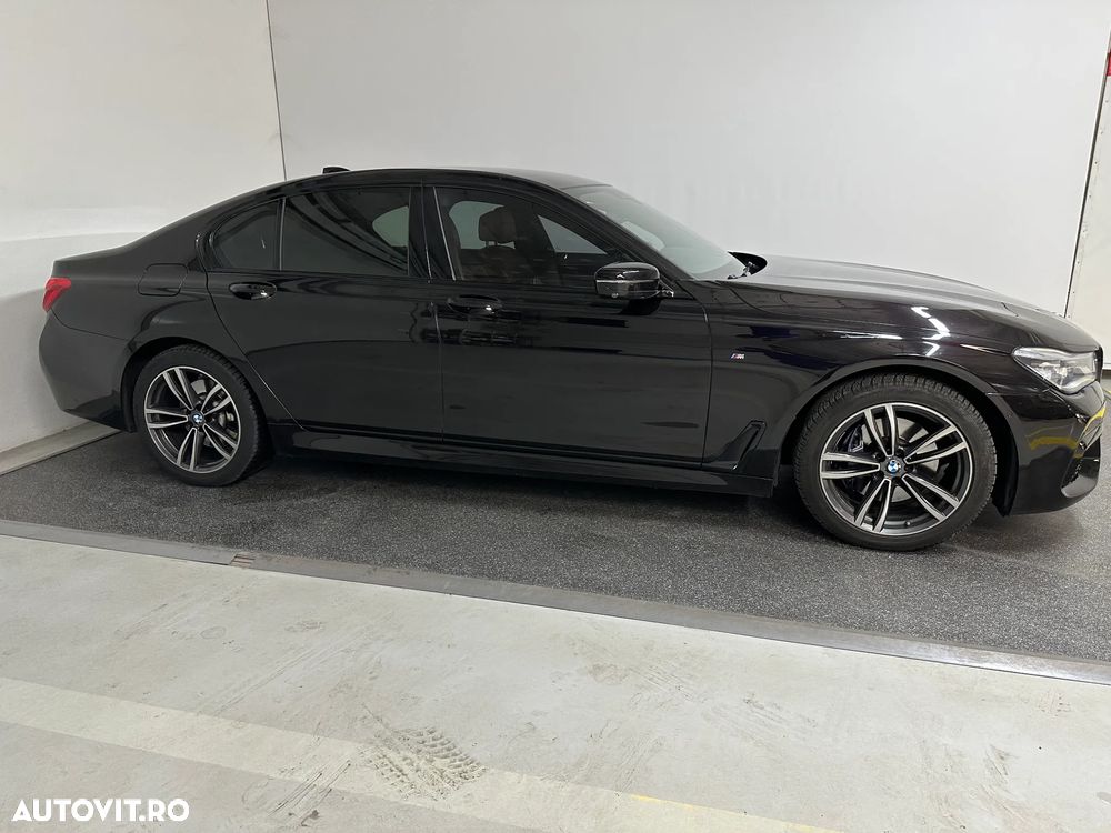 BMW Seria 7 730d xDrive - 9