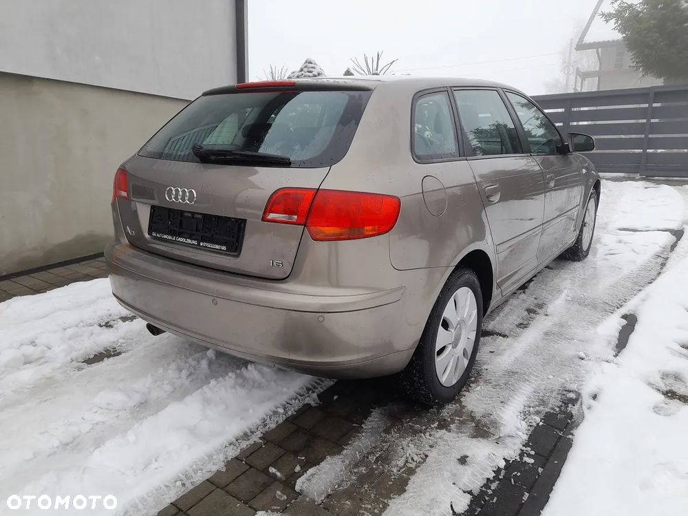 Audi A3 Sportback - 6