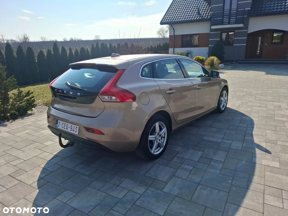 Volvo V40 D2 Kinetic - 10