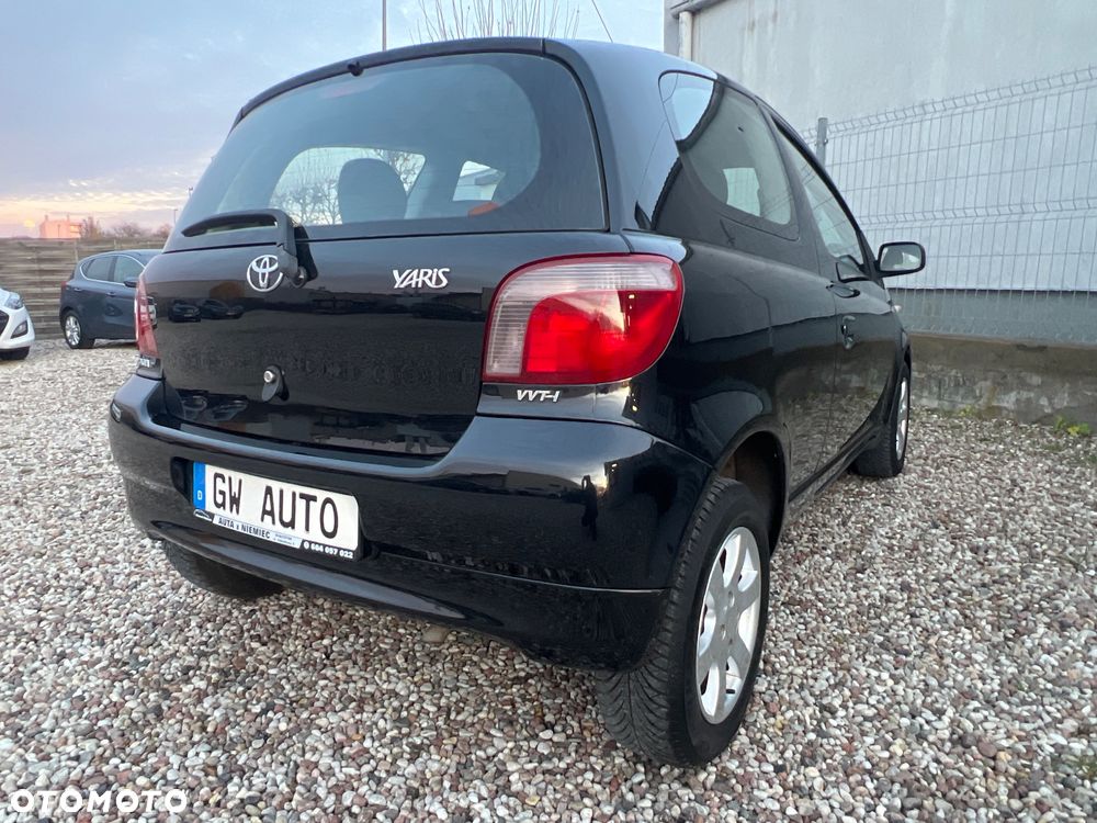 Toyota Yaris - 15