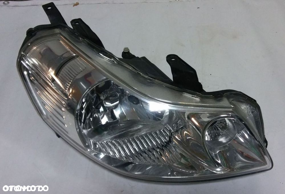 Reflektor prawy Lampa prawa Suzuki SX4/Fiat Sedici - 1