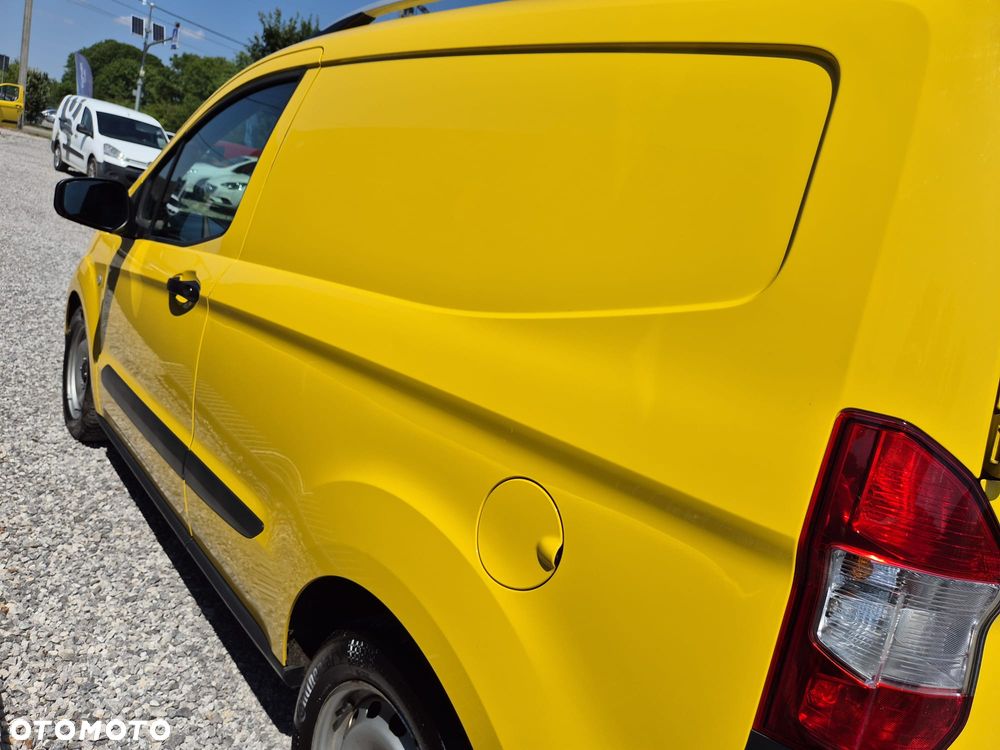 Ford TRANSIT COURIER - 27