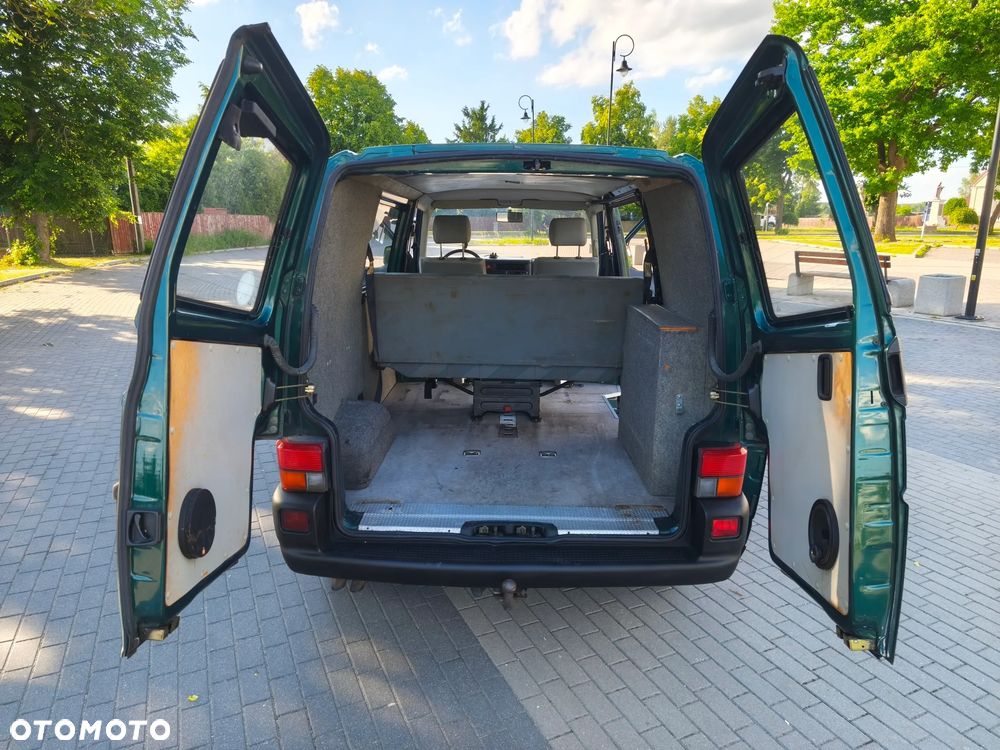 Volkswagen Transporter - 8