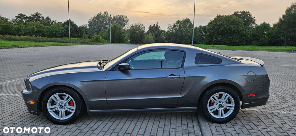 Ford Mustang 3.7 V6 Premium - 17