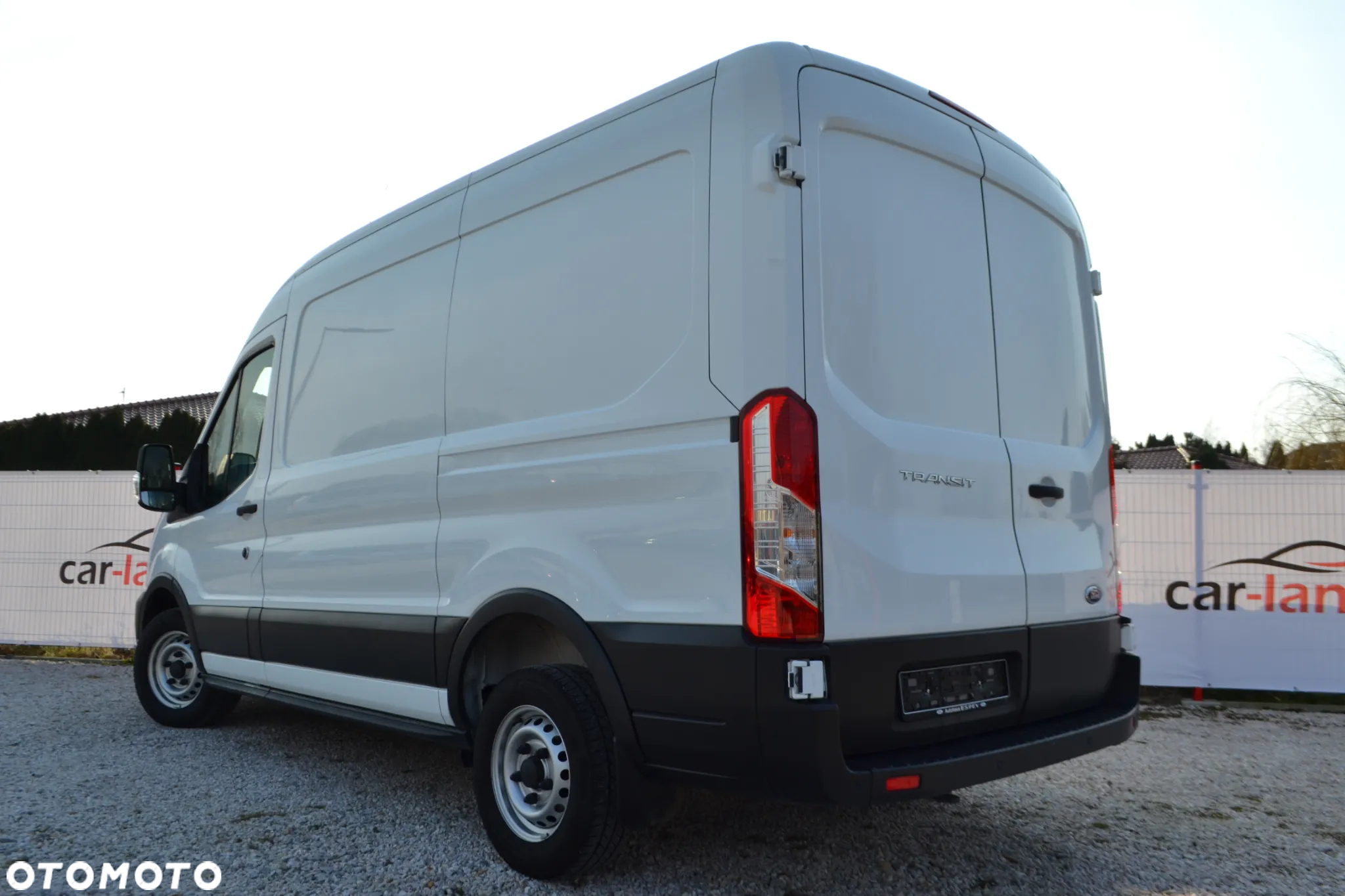 Ford Tranit - 9