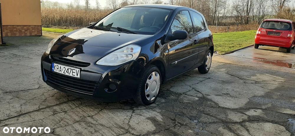 Renault Clio - 1
