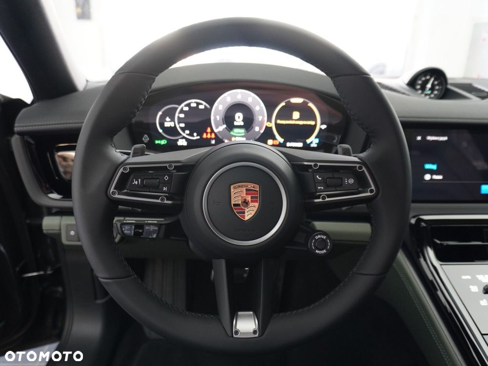 Porsche Panamera 4 E-Hybrid PHEV - 27