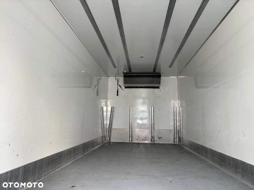 Mercedes-Benz ATEGO 1221,1523,1518,,1218,,1223 CHLODNIA KONTENER WYWROTKILKA SZTUK - 6