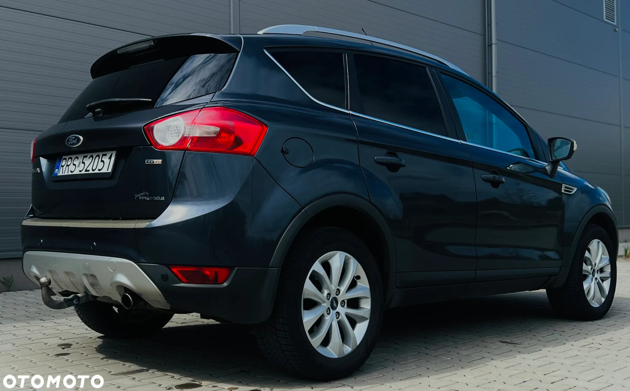 Ford Kuga 2.0 TDCi 4x4 Titanium - 4