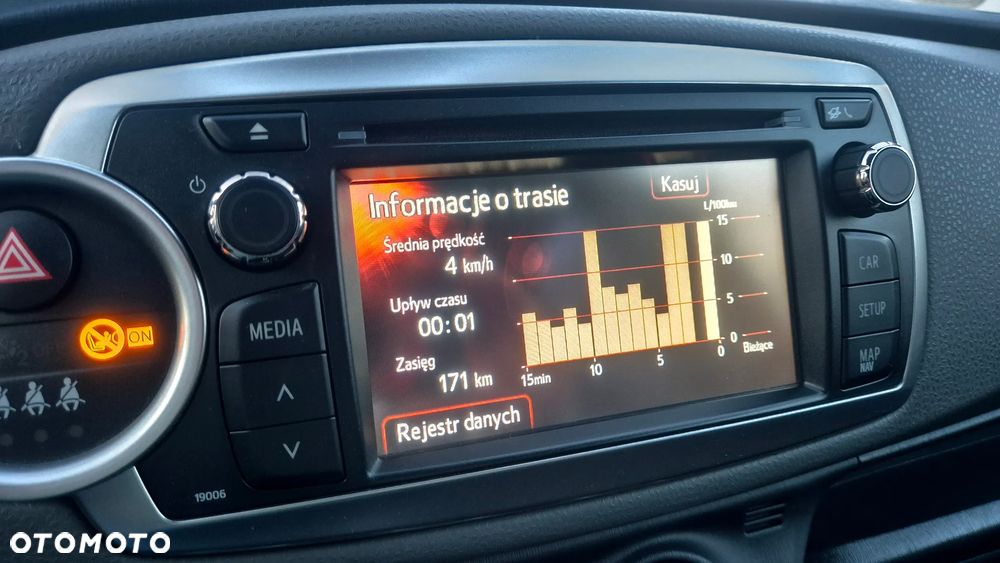 Toyota Yaris 1.33 VVT-i Club - 20