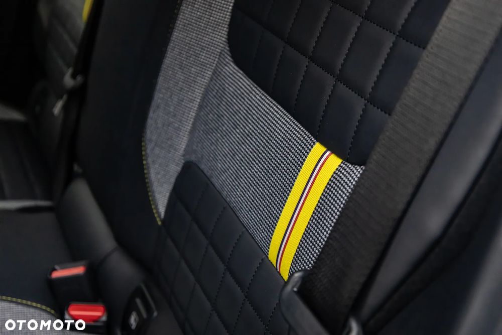 Renault 4 E-Tech 52kWh Comfort Range Iconic - 24