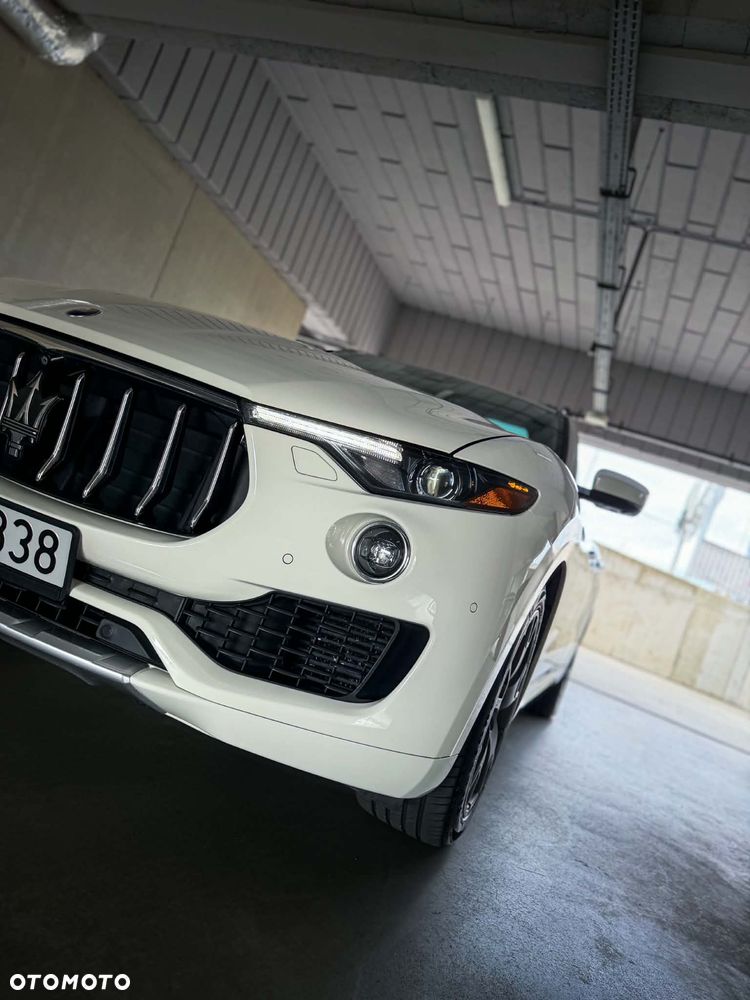 Maserati Levante - 11